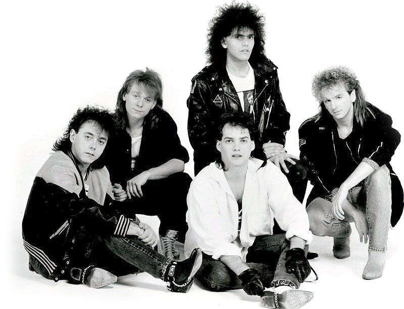 dont-just-stand-there-shoot